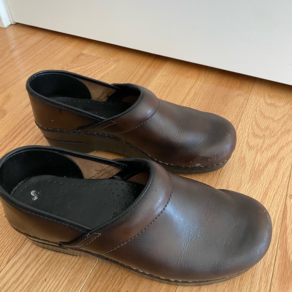 Dansko Clogs - Picture 4 of 4